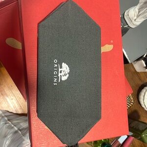 origins small cosmetic bag